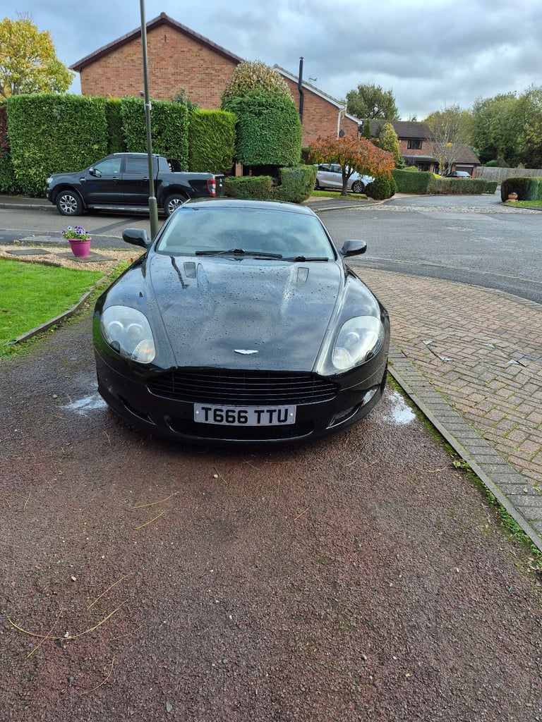 Aston Martin, DB9, Coupe, 2005, Semi-Auto, 5935 (cc), 2 doors
