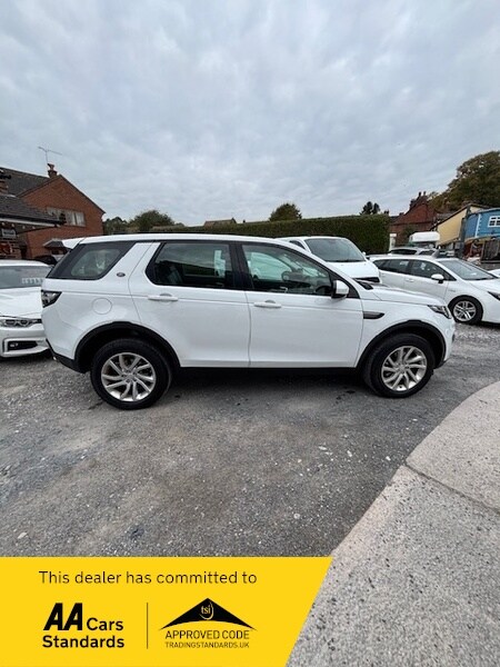 Land Rover Discovery Sport TD4 SE TECH WHAT A CAR 2 PREVIOUS OWNERS MAIN DEALER