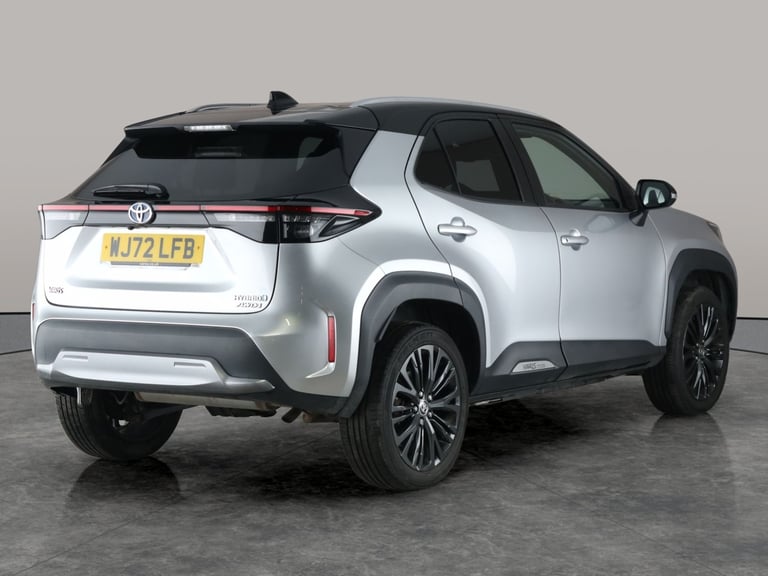 2022 Toyota Yaris Cross 1.5 VVT-h Dynamic SUV 5dr Petrol Hybrid E-CVT AWD Euro 6 (s/s) (116 ps) -...