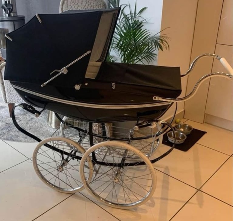 image for Silver cross, silver stream coach built pram