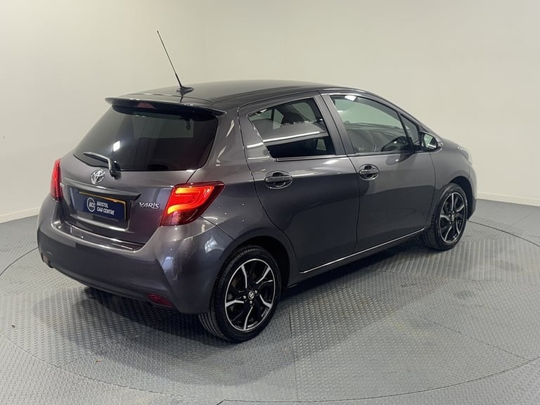 2016 Toyota Yaris Dual VVT-i Design Hatchback Petrol Manual