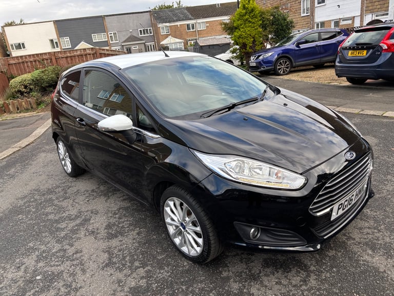 image for Ford, FIESTA, Hatchback, 2016, Manual, 1241 (cc), 3 doors