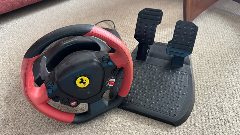 image for Ferrari 458 Spider racing wheel Thrustmaster