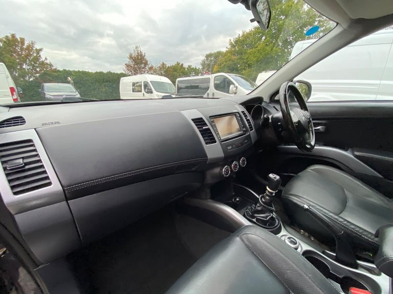 2012 Mitsubishi Outlander 2.2 DI-D GX4 4WD Euro 5 5dr ESTATE Diesel Manual