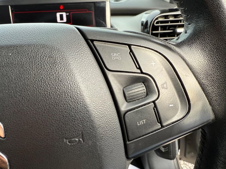 2015 Citroen C4 Cactus 1.6 BlueHDi Flair Hatchback 5dr Diesel Manual Euro 6 (s/s) (100 ps) HATCHB...