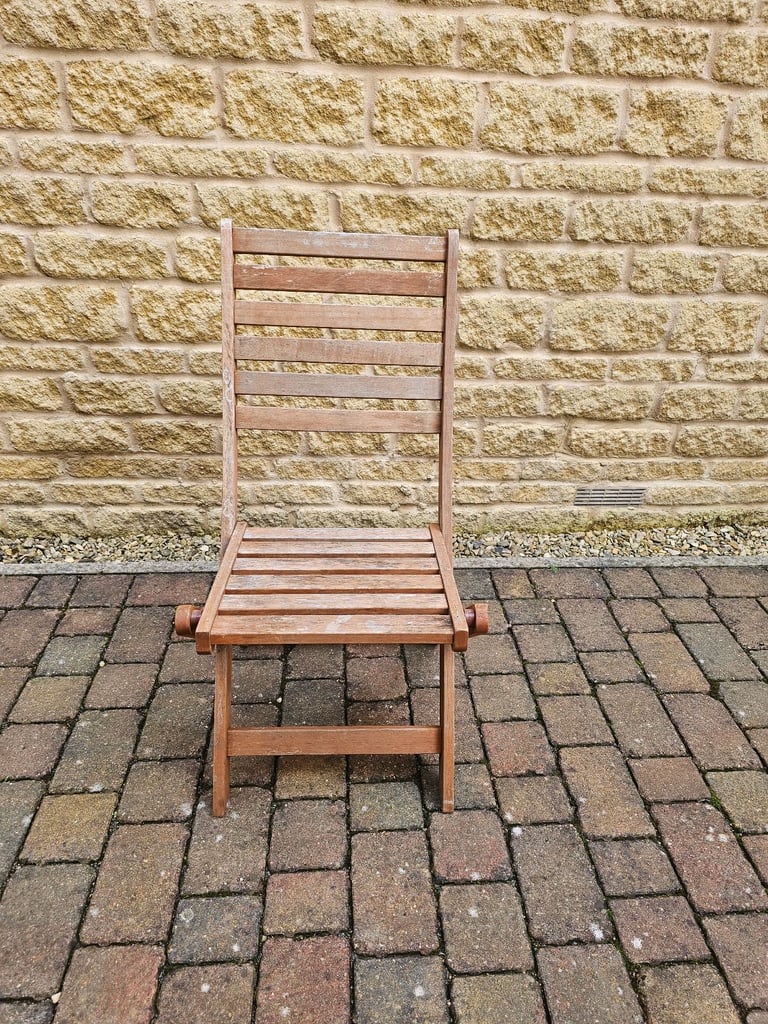 image for Folding wooden patio chairs x 3