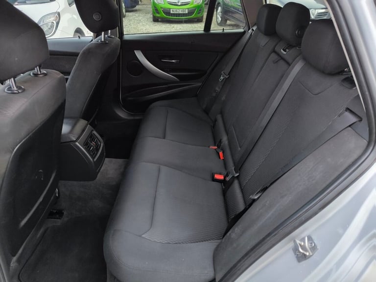 2013 13 BMW 3 SERIES 2.0 318D SE TOURING 5D 141 BHP DIESEL