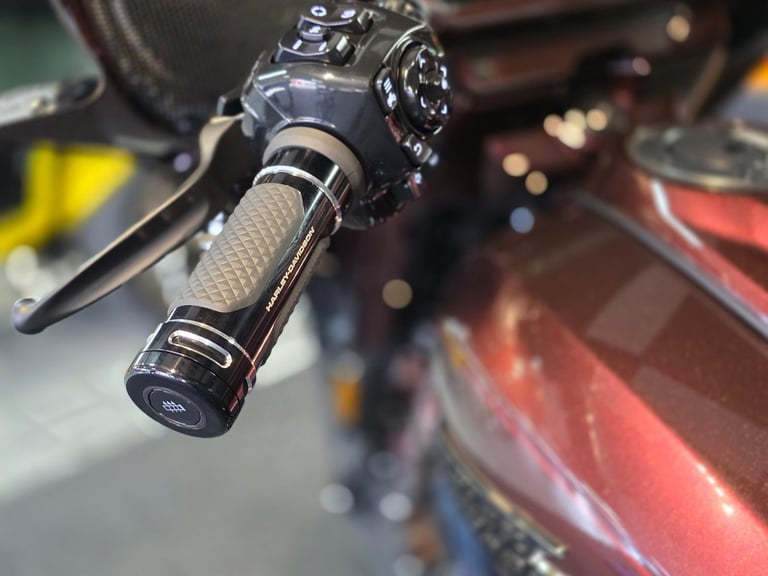 2025 HARLEY-DAVIDSON STREET GLIDE CVO FLHXSE 1982cc 121 650 MILE'S BAGGER