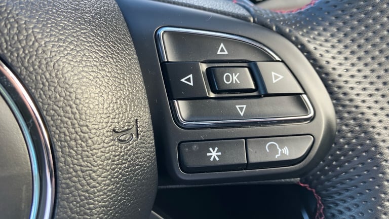 2024 MG MG HS 1.5 T-GDI Trophy 5dr DCT Petrol Hatchback Hatchback Petrol Automatic