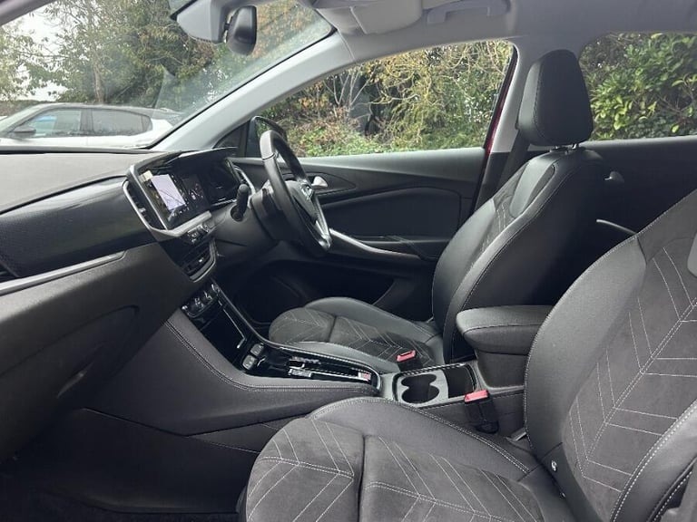 2024 Vauxhall Grandland 1.5 Turbo D Ultimate Suv 5dr Diesel Auto Euro 6 (s/s) (130 Ps) HATCHBACK ...