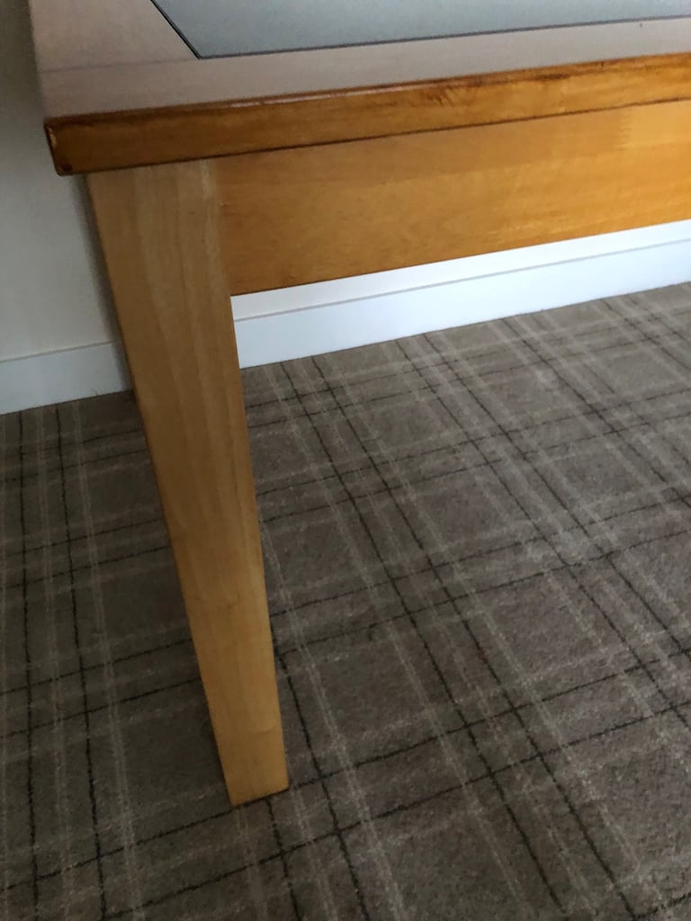 Dining room table