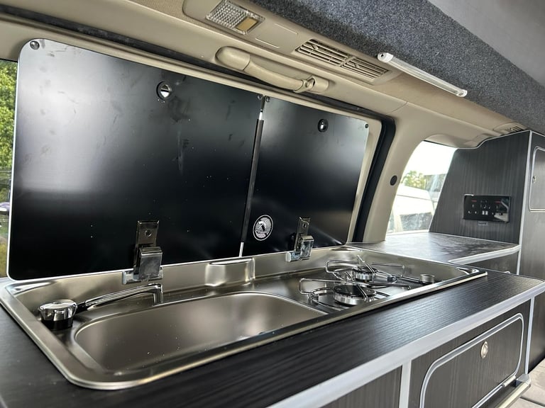 Nissan Elgrand RIDER POP TOP 4 Berth New Full Camper Conversion