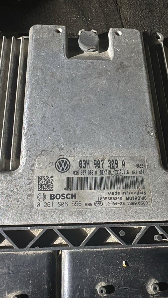Bosch ECU 03H907309A MED17.1.6 0261S06556 VW Audi Engine Control Unit
