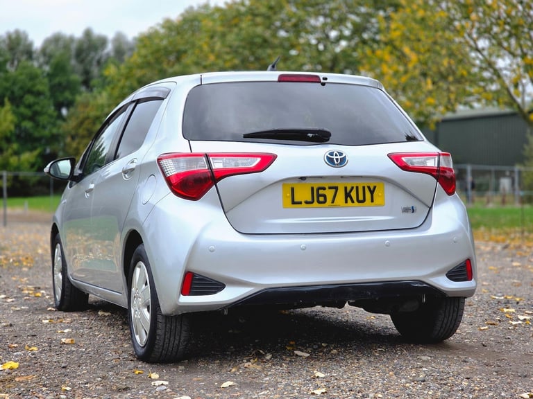 2023 Toyota Yaris 1.5 VVT-h Icon E-CVT Euro 6 (s/s) 5dr Petrol/Electric Hybrid Automatic