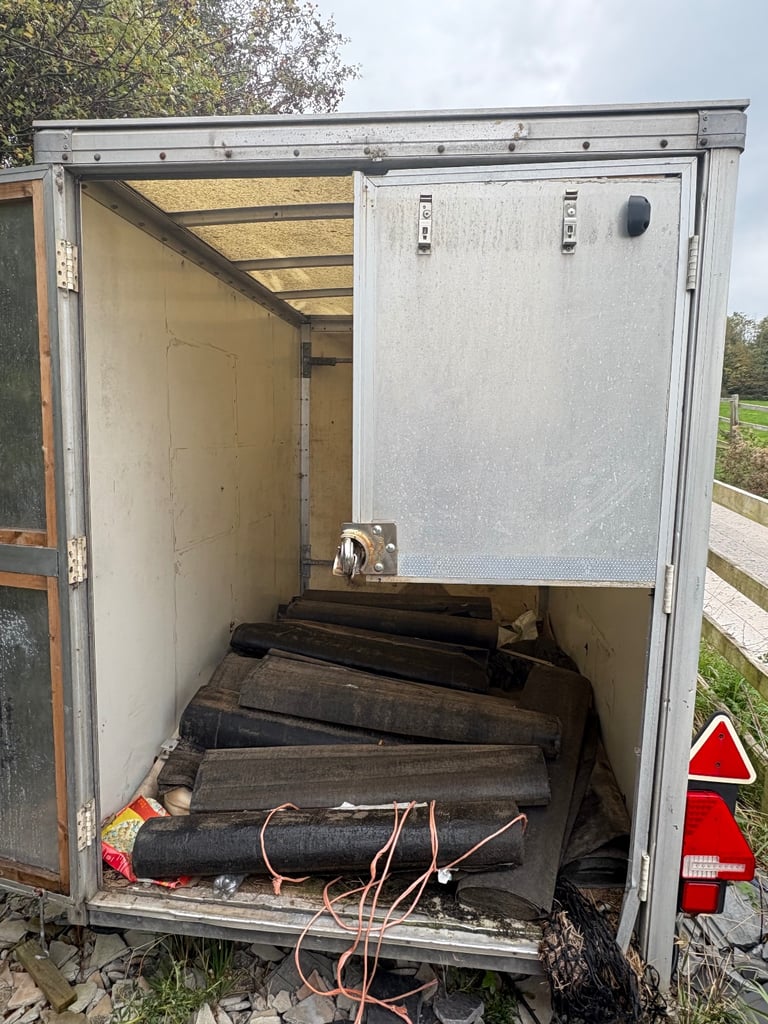 Towing box 