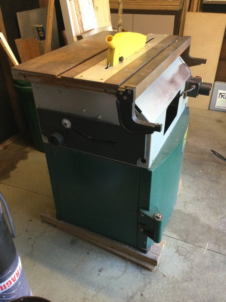 Woodworking Table Saw - Record Power
