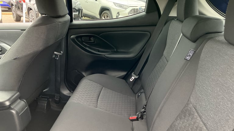 2023 Toyota Yaris 1.5 Hybrid Design 5dr CVT Hybrid Hatchback Hatchback Hybrid Automatic