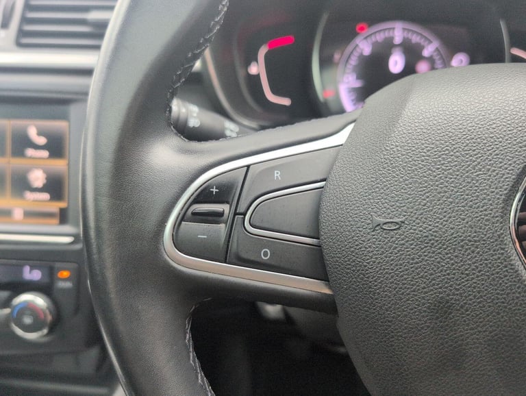 2018 Renault Kadjar 1.5 dCi Signature Nav SUV 5dr Diesel Manual Euro 6 (s/s) (110 ps) HILL STAR H...