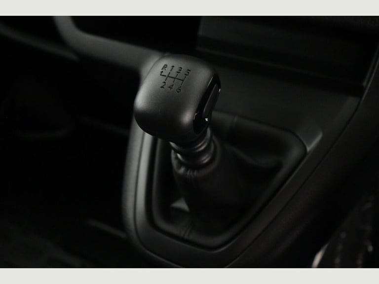 2025 Peugeot Expert 1.5 BlueHDi 120 Professional Van PANEL VAN DIESEL Manual