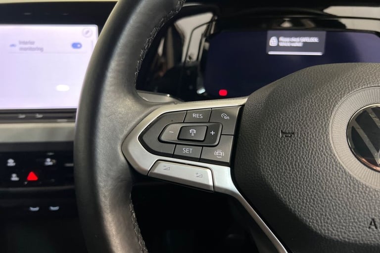 2021 21 VOLKSWAGEN GOLF 1.5 TSI LIFE HATCHBACK 5DR PETROL MANUAL EURO 6 (S/S) (1