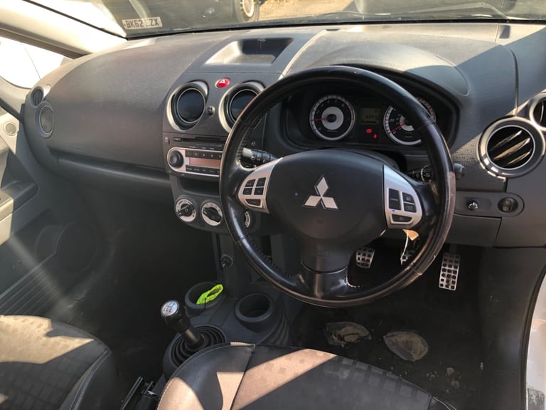 2011 Mitsubishi Colt 1.5 T Ralliart 5dr HATCHBACK Petrol Manual