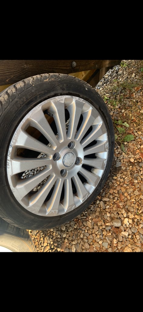 Ford fiesta alloy wheels 