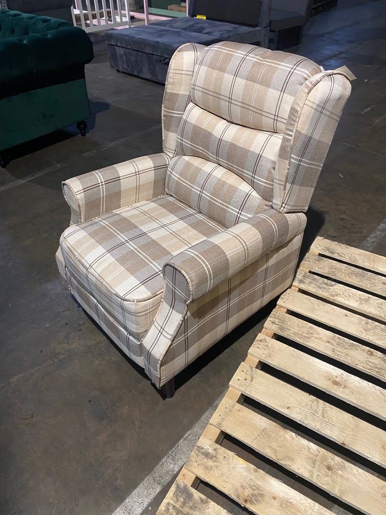 1 seater cream/beige tartan recliner chair 
