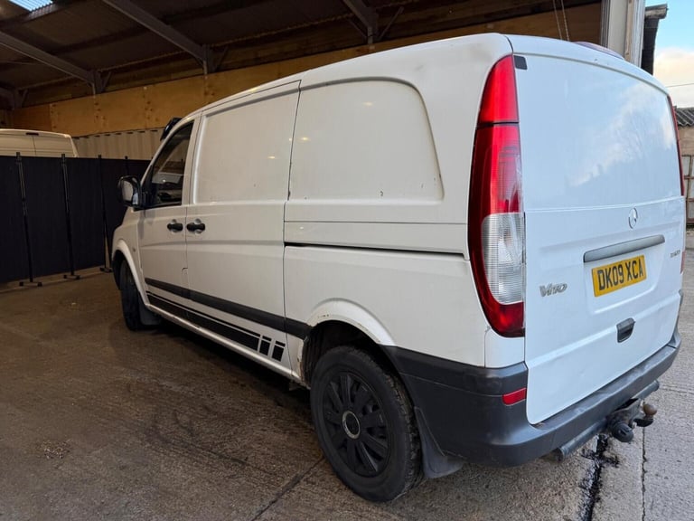 MERCEDES-BENZ VITO 2.1 111CDI Compact Panel Van SWB 5dr 2009
