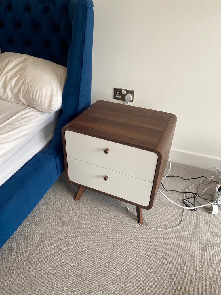 Two Bedside Tables with Drawers