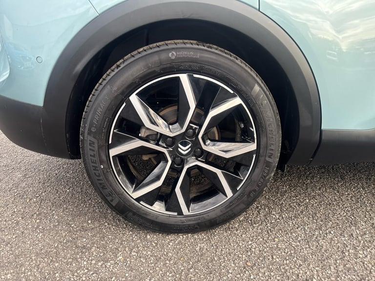 2023 Citroen e-C4 Shine Plus Hatchback Electric Automatic