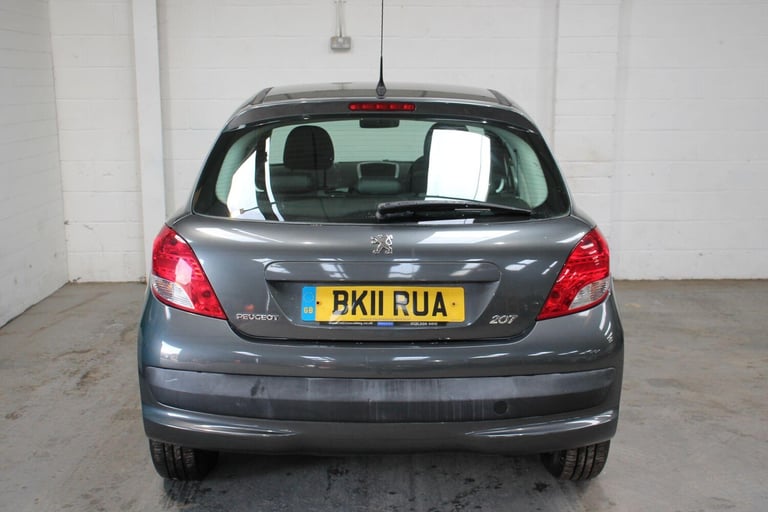2011 Peugeot 207 1.4 Envy Euro 5 3dr HATCHBACK Petrol Manual
