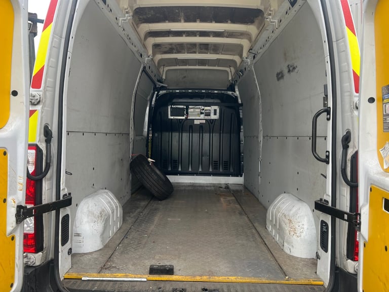 2021 Renault Master LH35 ENERGY dCi 150 Business High Roof Van PANEL VAN Diesel Manual
