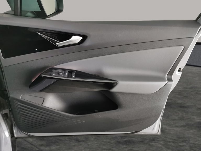 2023 Volkswagen ID.4 125kW Life Pure Perform 52kWh 5dr Auto[110kW Ch] ESTATE ELECTRIC Automatic