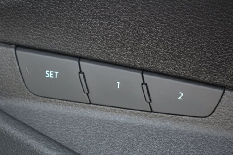 2019 19 AUDI E-TRON 55 SUV 5DR ELECTRIC AUTO QUATTRO 95KWH (408 PS)