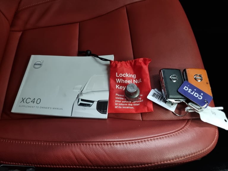 2020 Volvo XC40 1.5 T3 Inscription SUV 5dr Petrol Manual Euro 6 (s/s) (163 ps) - SENSUS SAT Suv P...