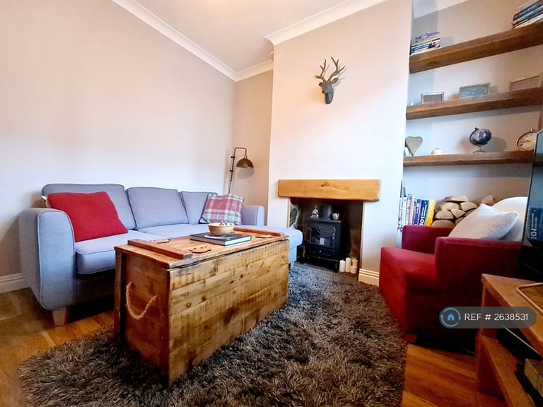3 bedroom house in Victoria Avenue, Chesterfield, S43 (3 bed) (#2638531)