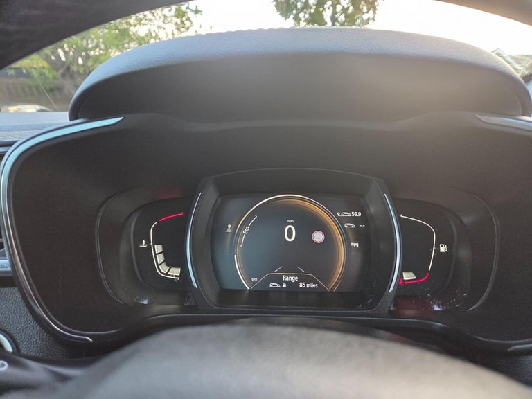 2017 Renault Kadjar 1.5 dCi Signature Nav Euro 6 (s/s) 5dr Diesel