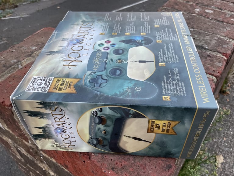 HOGWARTS LEGACY WIRELESS CONTROLLER FOR PS4 - NEW | SEALED
