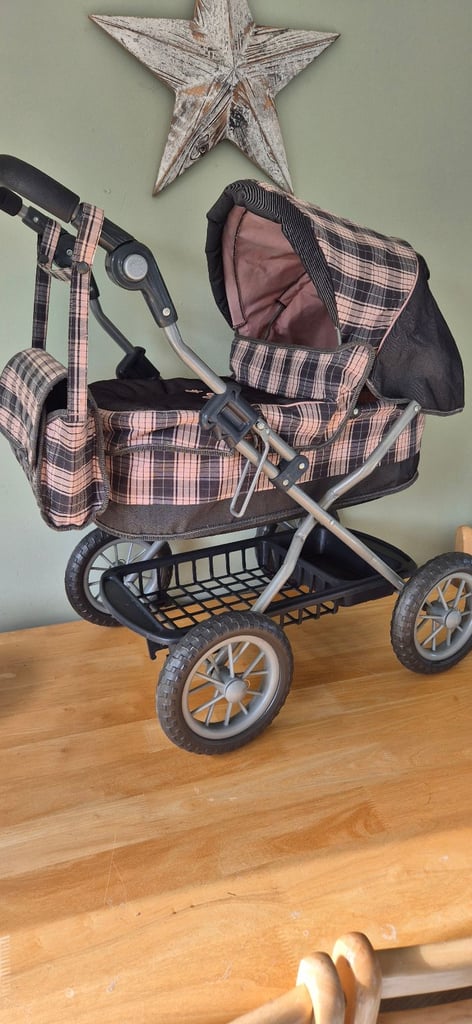 Silver cross dolls pram
