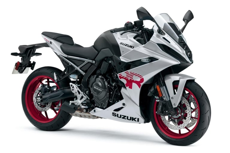 2025 Suzuki GSX-8R