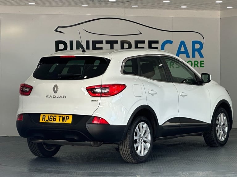 2016 Renault Kadjar 1.5 dCi Dynamique Nav SUV 5dr Diesel EDC Euro 6 (s/s) (110 ps) HATCHBACK Dies...