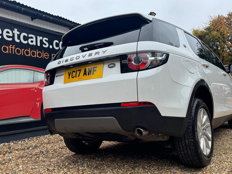 2017 Land Rover Discovery Sport 2.0 TD4 SE Tech 4WD Euro 6 (s/s) 5dr ESTATE Diesel Manual