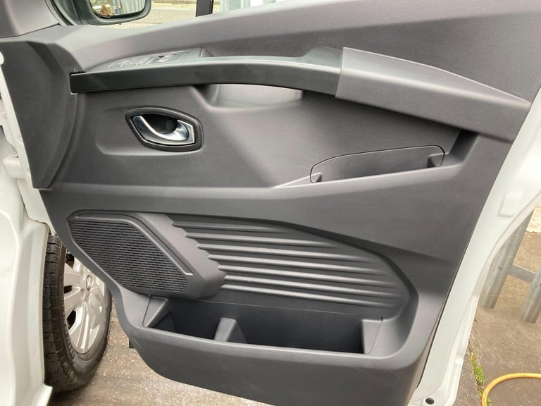 2023 Nissan Primastar 2.0 dCi 30 Tekna Panel Van 5dr Diesel Manual L1 H1 Euro 6 (s/s) (110 ps) PA...