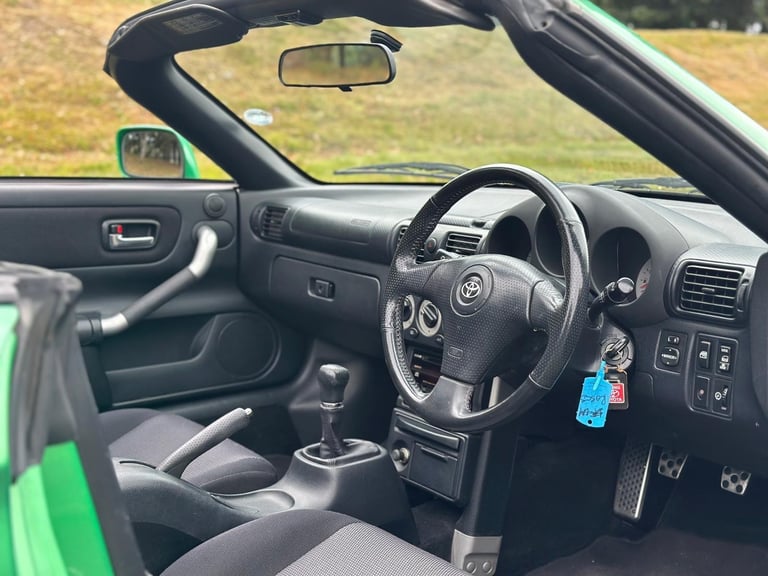 2001 Toyota MR2 1.8 Roadster Rare Cape Green Low Mileage (63k) 1 Owner From New