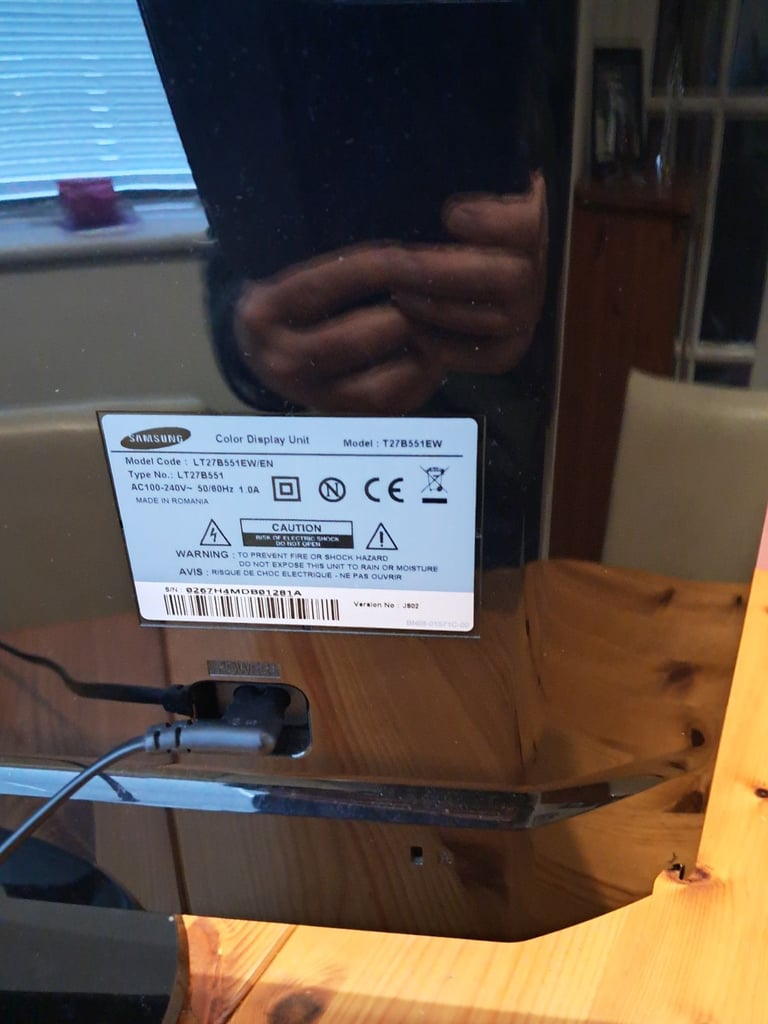 Samsung 27inch H.D. LED smart TVT.V.