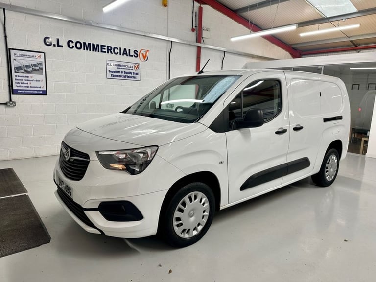 2021 71 VAUXHALL COMBO 1.5 TURBO D 2300 SPORTIVE L2 H1 EURO 6 * 29,507 3 SEATER 