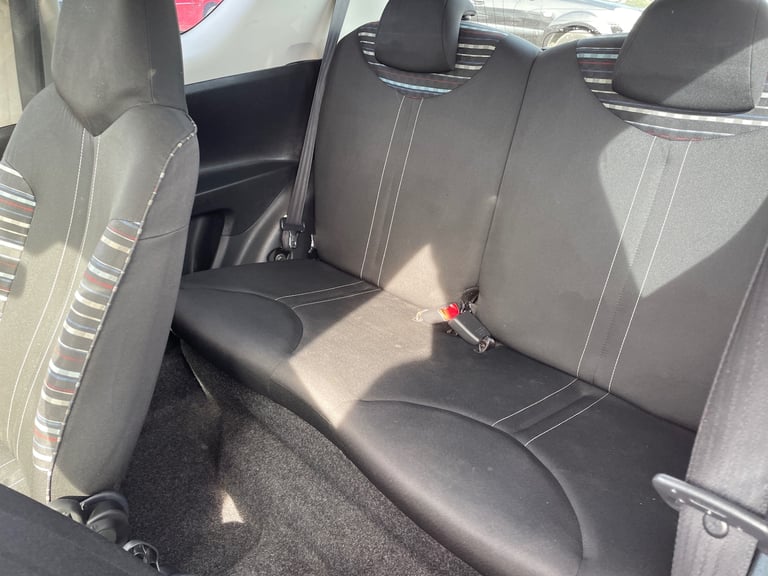 * 2013 CITROEN C1 1.0i VTR 3 DOOR + £20 ROAD TAX + IDEAL FIRST CAR * 
