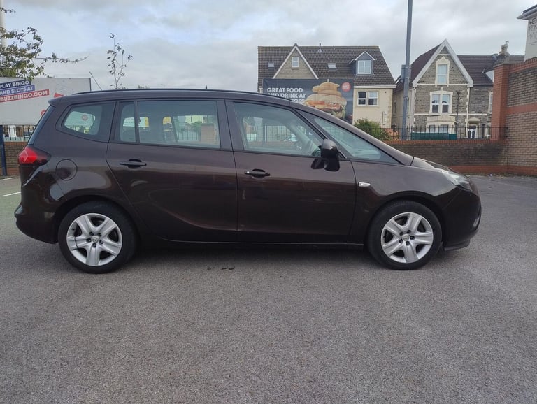 2014 Vauxhall Zafira Tourer 2.0 CDTi Exclusiv Auto Euro 5 5dr MPV Diesel Automatic