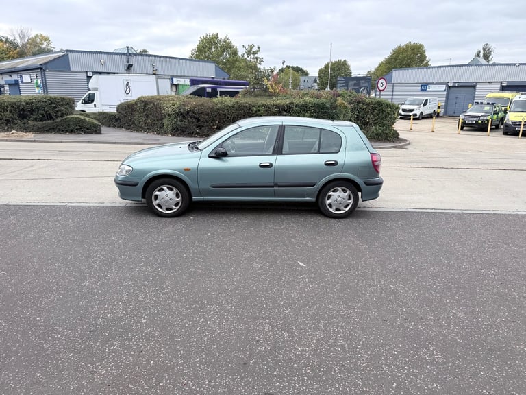 2001 Nissan Almera 1.5 SE 5dr HATCHBACK Petrol Manual - Image 11