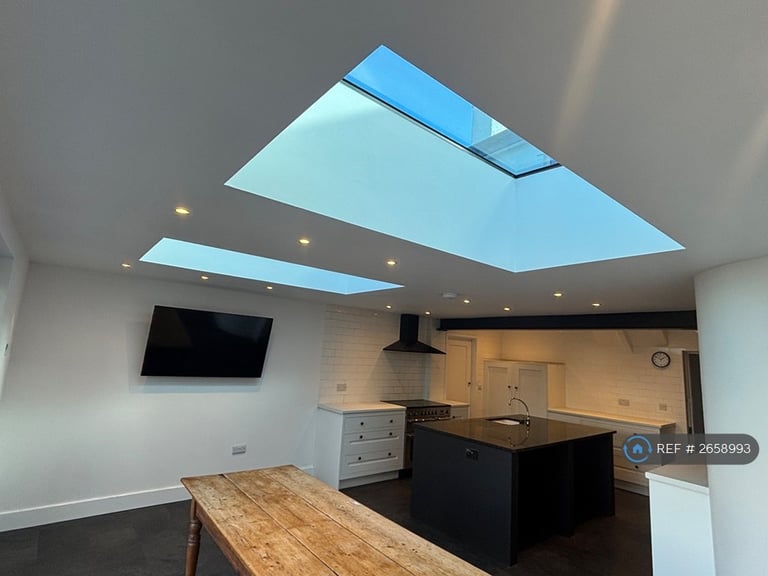 4 bedroom house in Hamlet Cottages, Honiton, EX14 (4 bed) (#2658993)